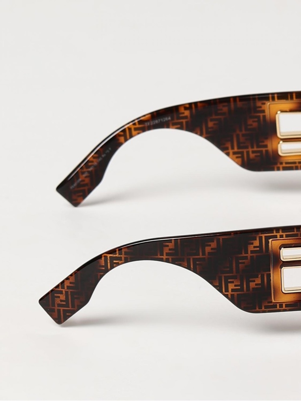 Excluded Fendi Sunglasses, New 365 - Picture 5 of 9